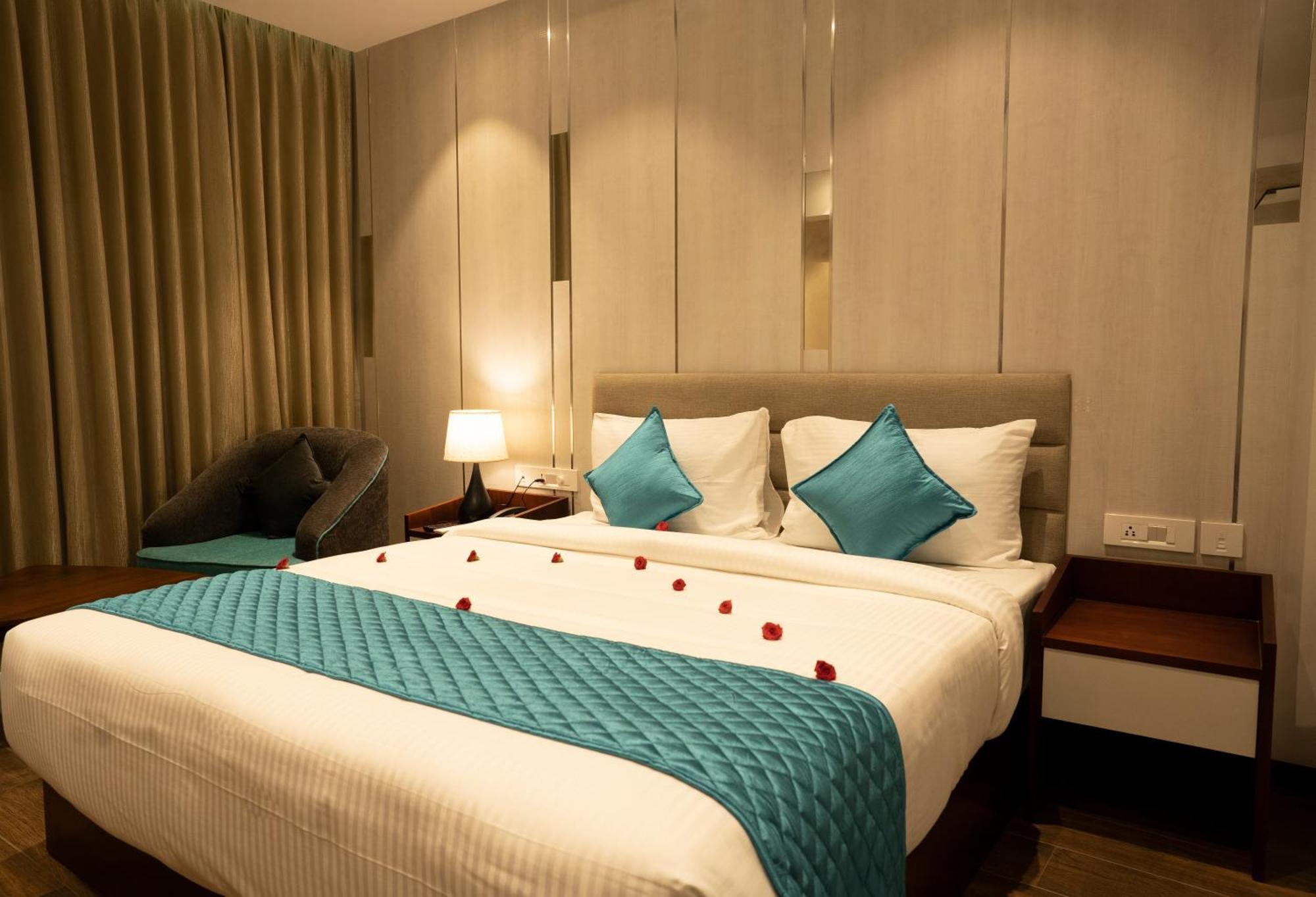 Gokulam Park Guruvayur Hotel ภายนอก รูปภาพ